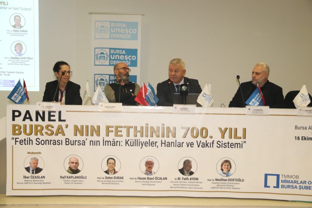 BAOB’da Bursa’nın 700 Yıllık Tarihi ve Mimarisi Panelle Masaya Yatırıldı