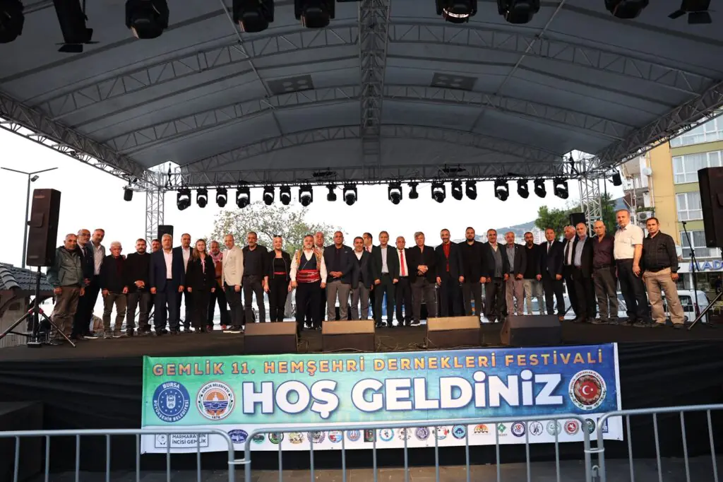 Gemlik’te Kültür Rüzgarı: 11. Hemşehri Dernekleri Festivali Başladı
