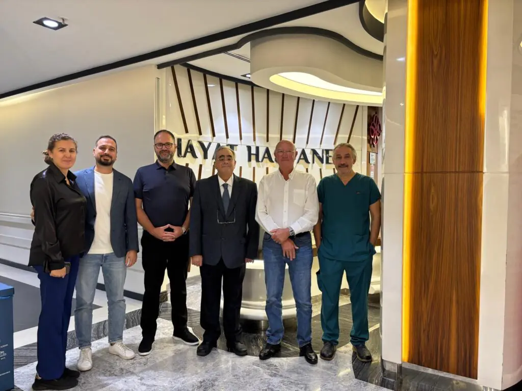 Dünyaca Ünlü Cerrah Prof. Dr. Christophe Mathoulin Hayat Hastanesi’nde