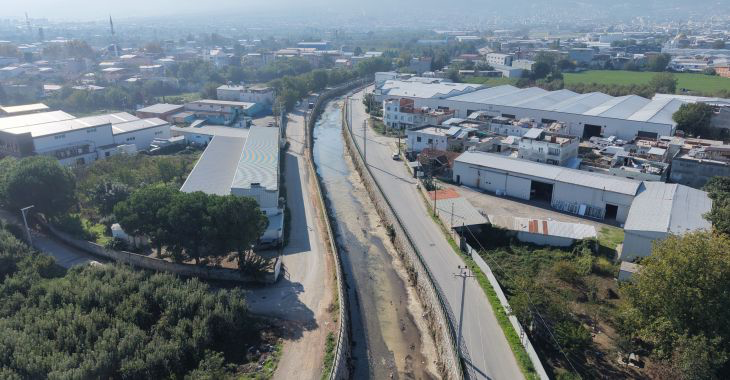 Büyükşehir’den 17 İlçeye Altyapı Yatırımı: Dere Yatakları Yağışlara Hazırlanıyor