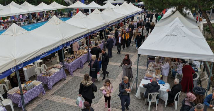 Büyükşehir’den Kadın Üreticilere Destek: 21. Dayanışma Pazarı Kuruldu
