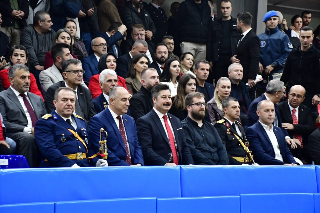Yenişehir’de 29 Ekim Gururu: Başkan Ercan Özel’den Cumhuriyet Mesajı 