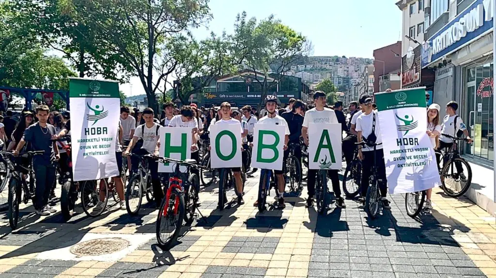 Bursa’da HOBA Projesi Yenilendi: Okullarda Hareketli Yaşam Ve Spor Dönemi