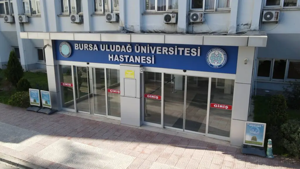 BUÜ Hastanesi Duyurdu: Kan Bağışı Kabul Saatleri 23.30’a Kadar Uzatıldı