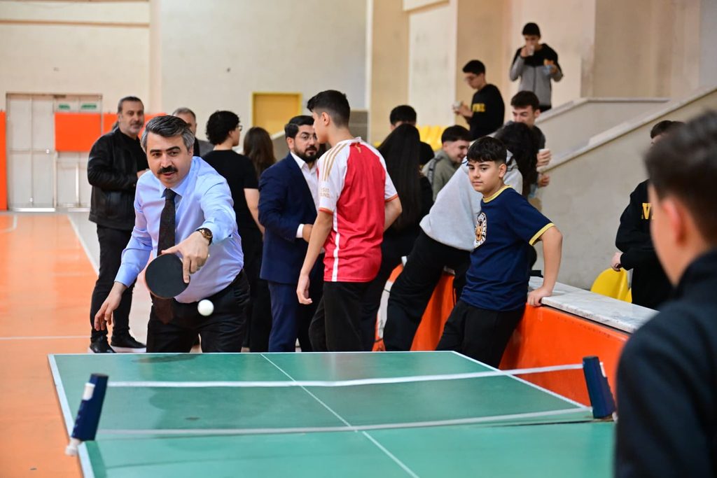 Başkan Oktay Yılmaz Ahmet Vefik Paşa Anadolu Lisesi’ni Ziyaret Etti